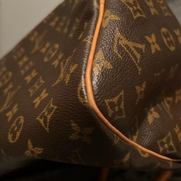 Louis Vuitton Speedy 30 - Picture 14 of 17